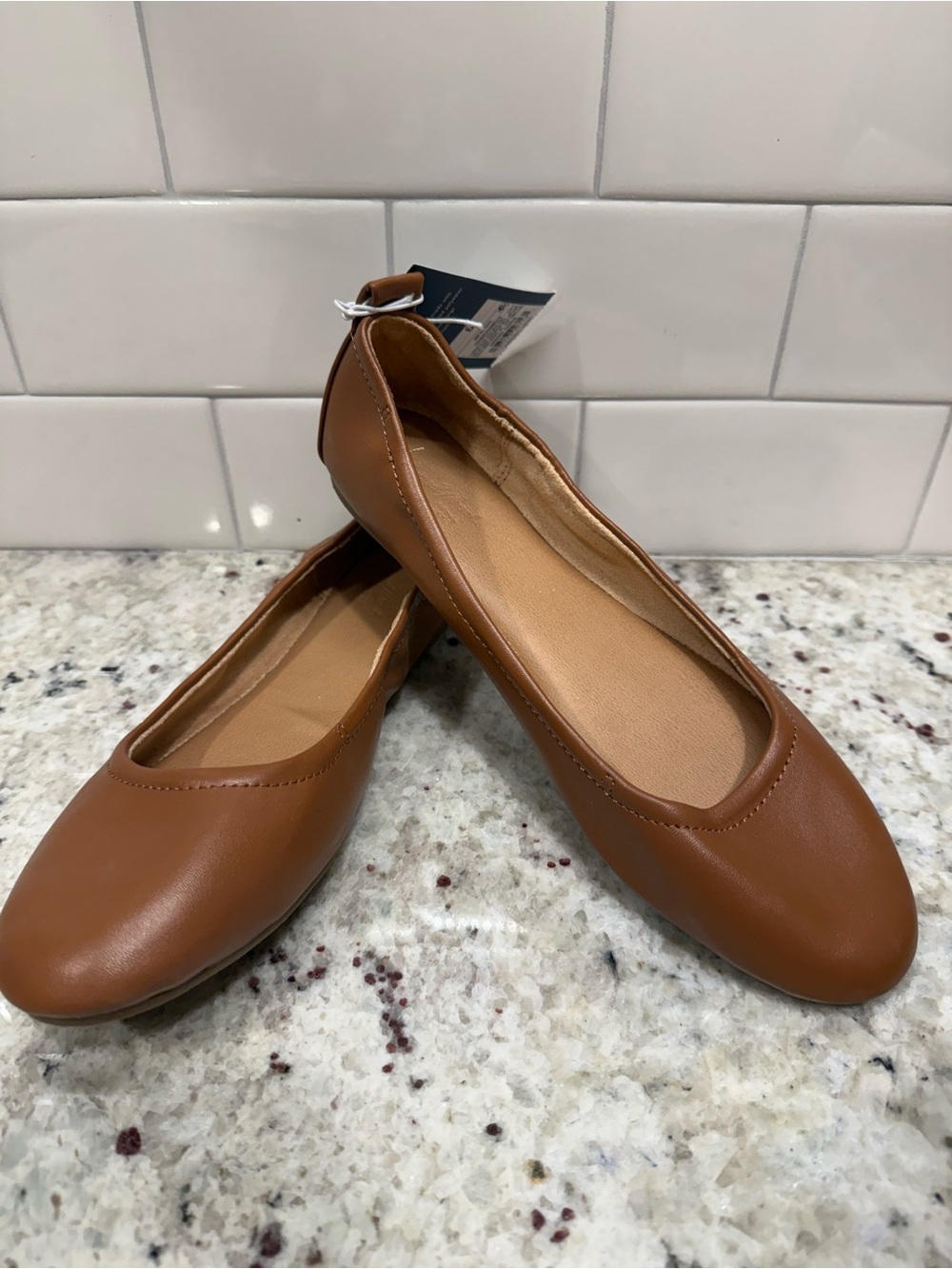 Universal Thread Women's Brown Ballet Flats Size 8 NWT - Picture 3 of 9